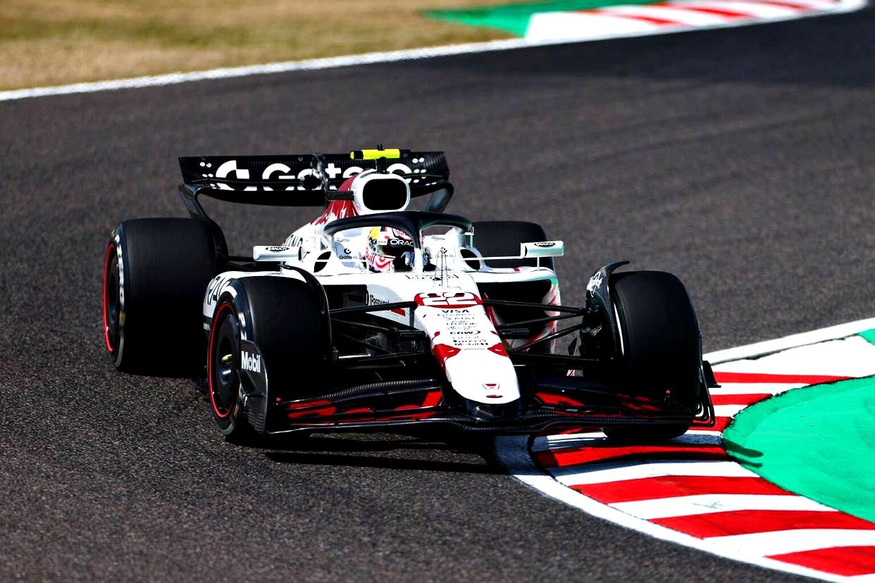 索伯车队绝杀阿斯顿马丁,维斯塔潘带队取胜的简单介绍 索伯车队绝杀阿斯顿马丁,维斯塔潘带队取胜的简单介绍