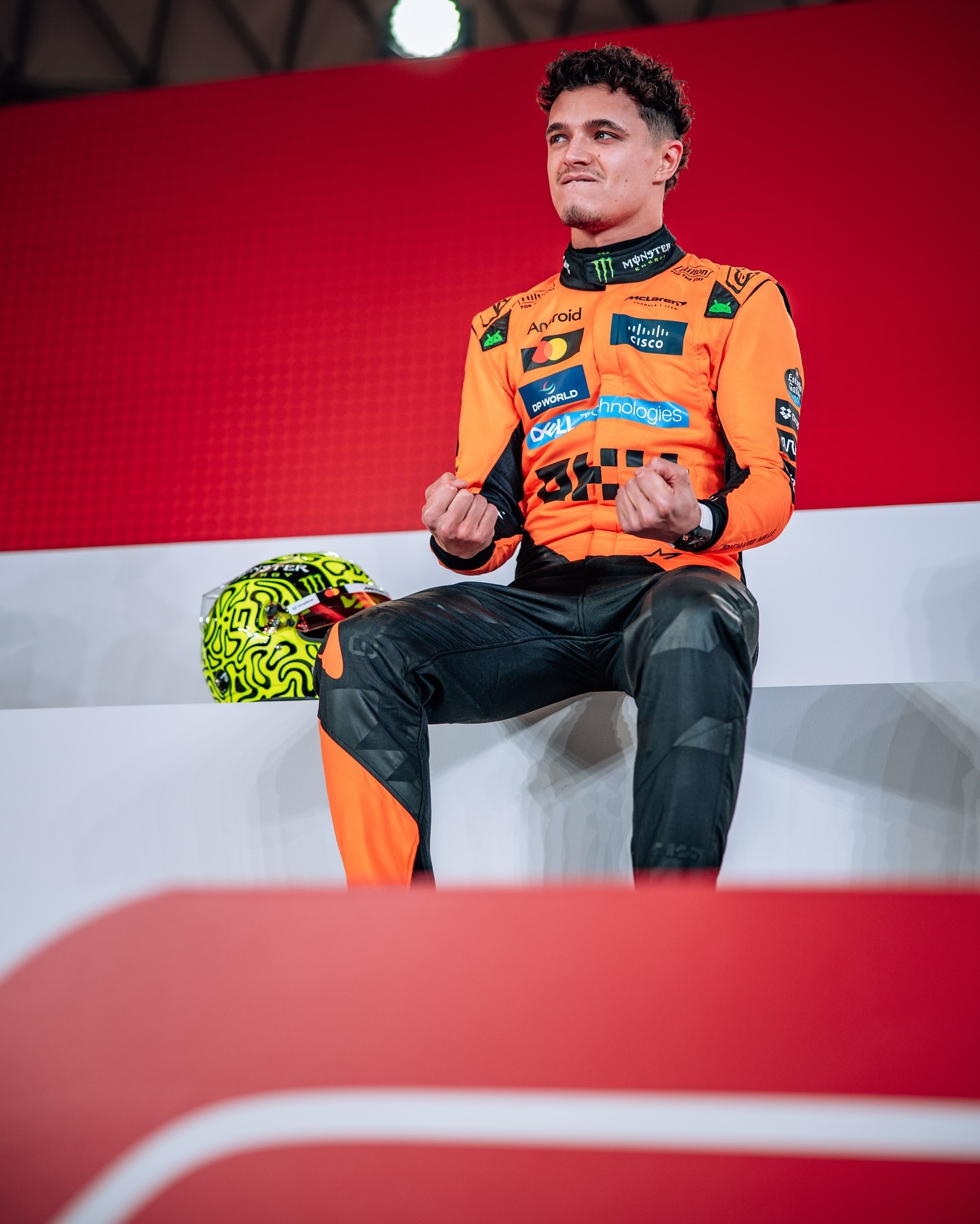 包含索伯车队完胜红牛二队,勒克莱尔统治全场的词条 包含索伯车队完胜红牛二队,勒克莱尔统治全场的词条