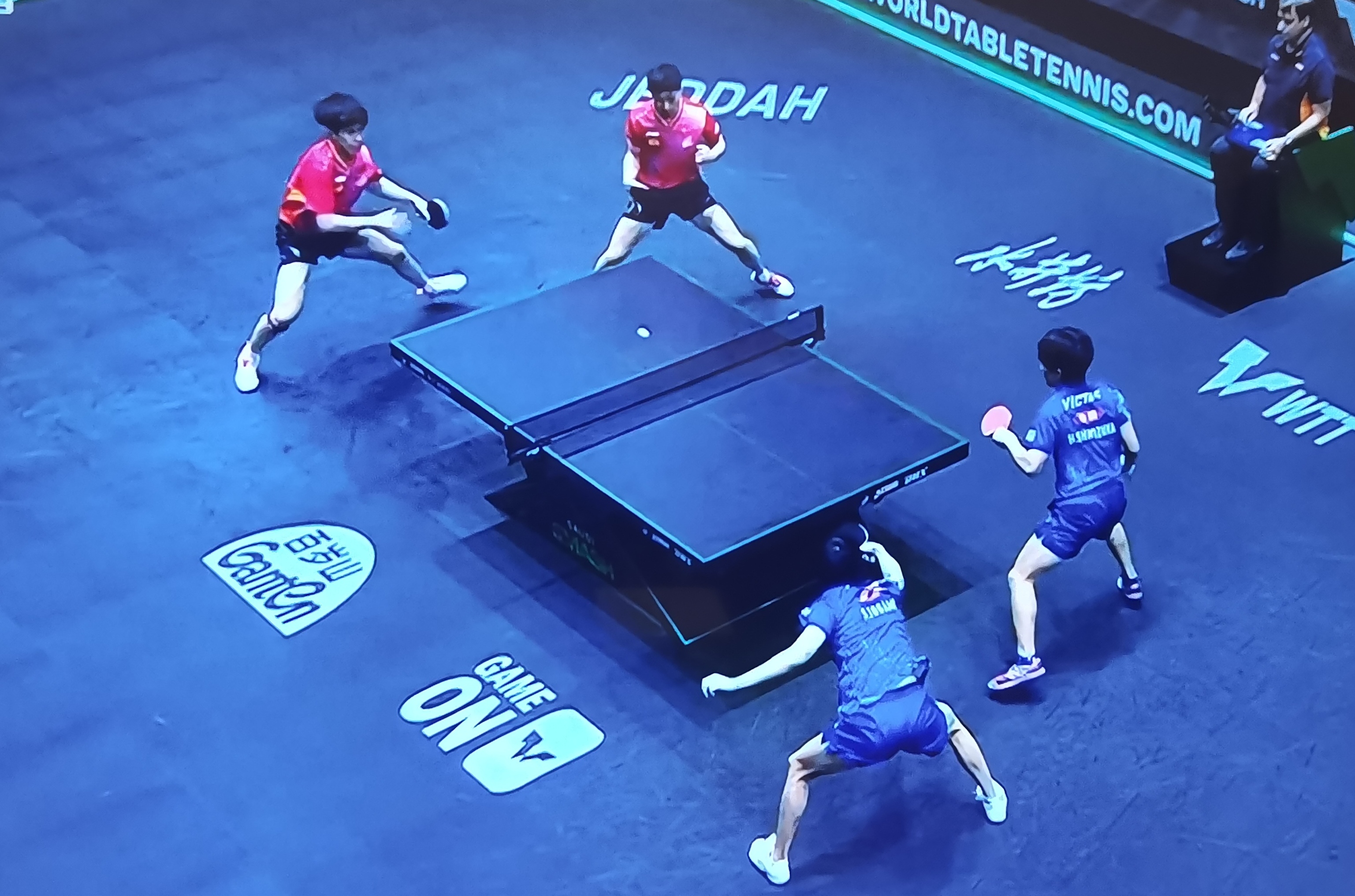 日本队鏖战德国队,马龙点燃赛场 日本队鏖战德国队,马龙点燃赛场