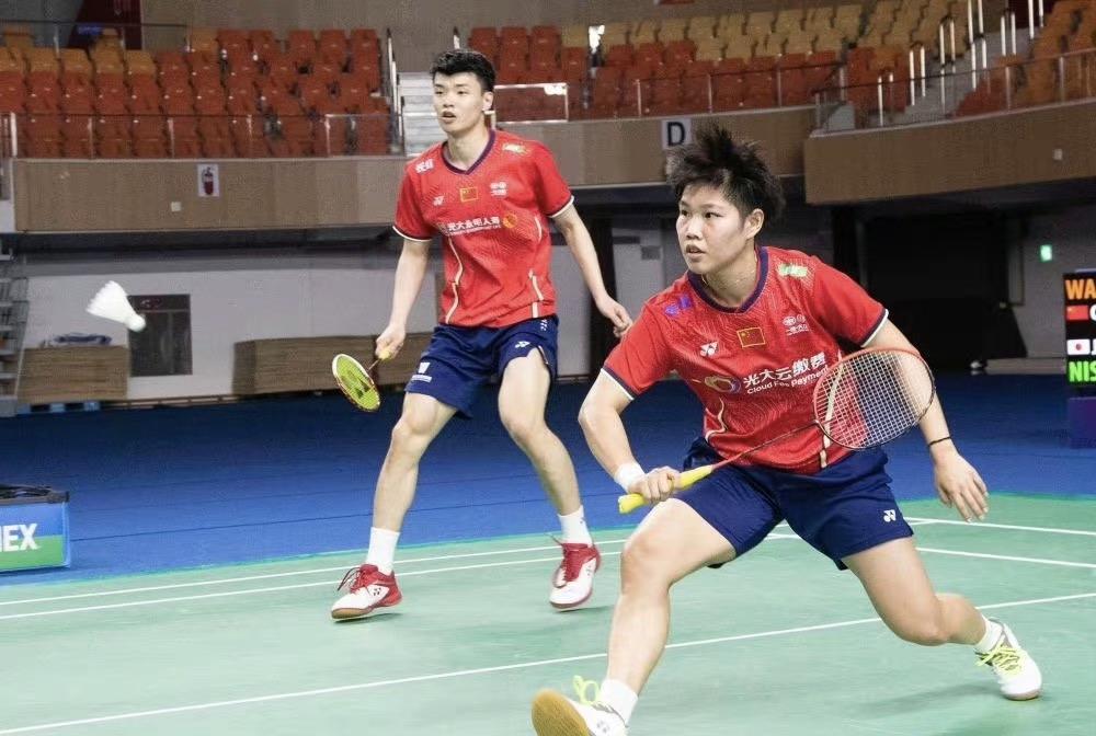 法国队翻盘中国队，黄鸭组合状态火热