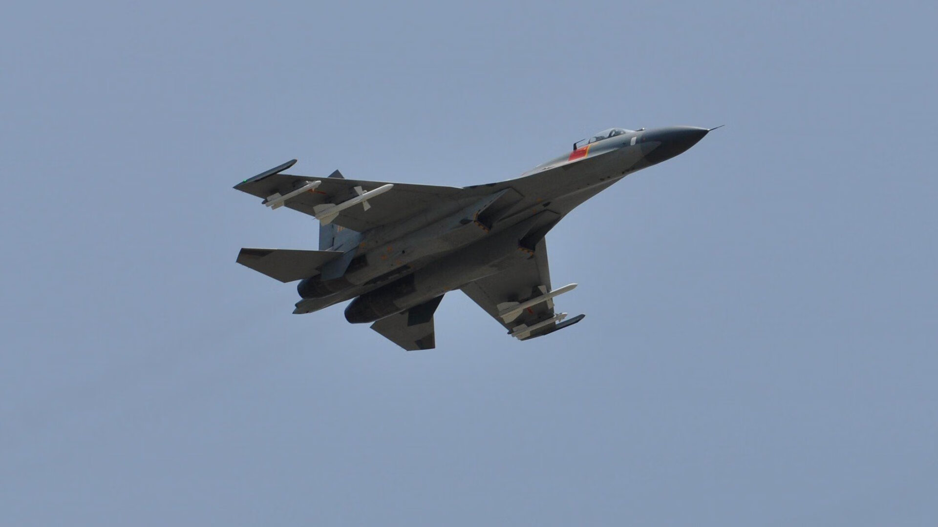 暗红与翠绿之间，穆雷八年一剑，温网如何完成对法网的灵魂超越