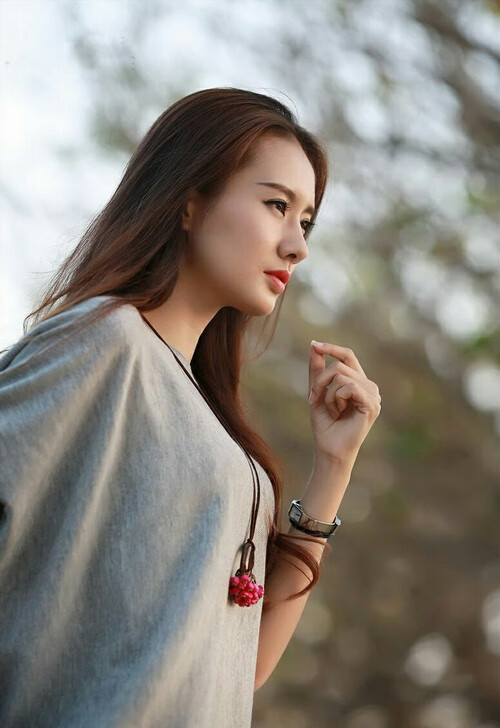 同一夜，两种英雄主义，当莫兰特与欧冠点燃世界