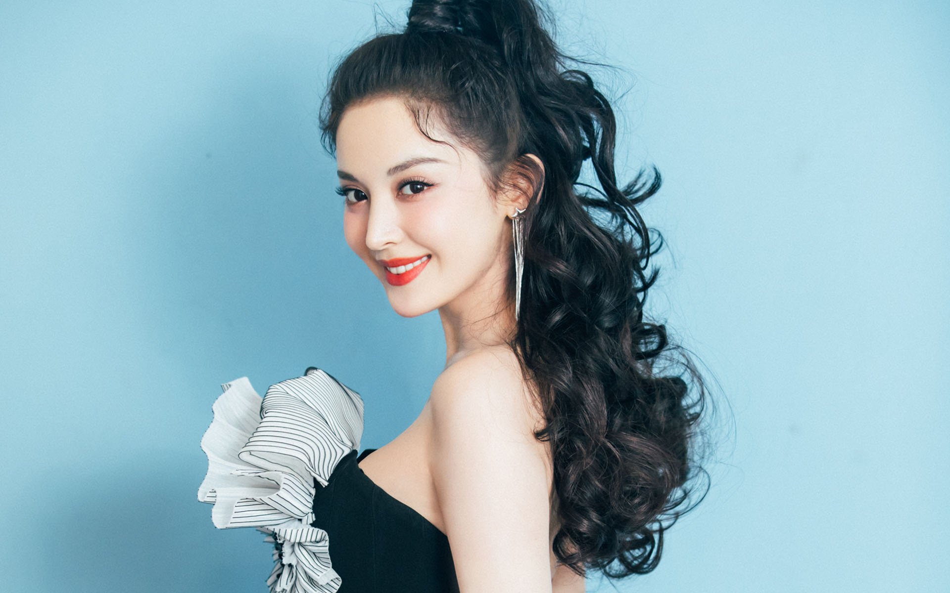 暗夜中的指挥官，奥运周期关键战，穆勒一传定乾坤