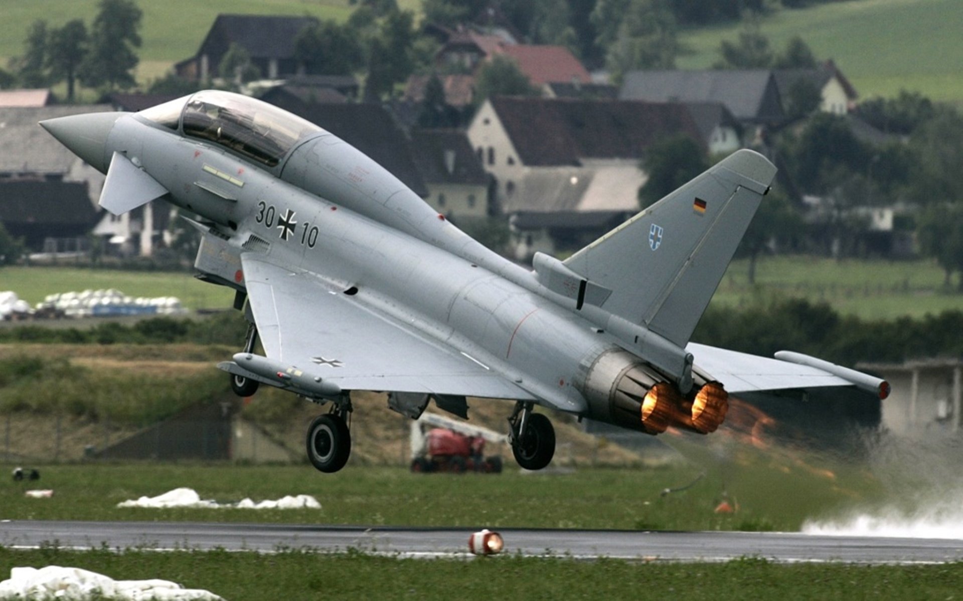 非洲雄狮怒吼诺坎普,几内亚友谊赛冲垮巴萨,奥利维耶改写剧本