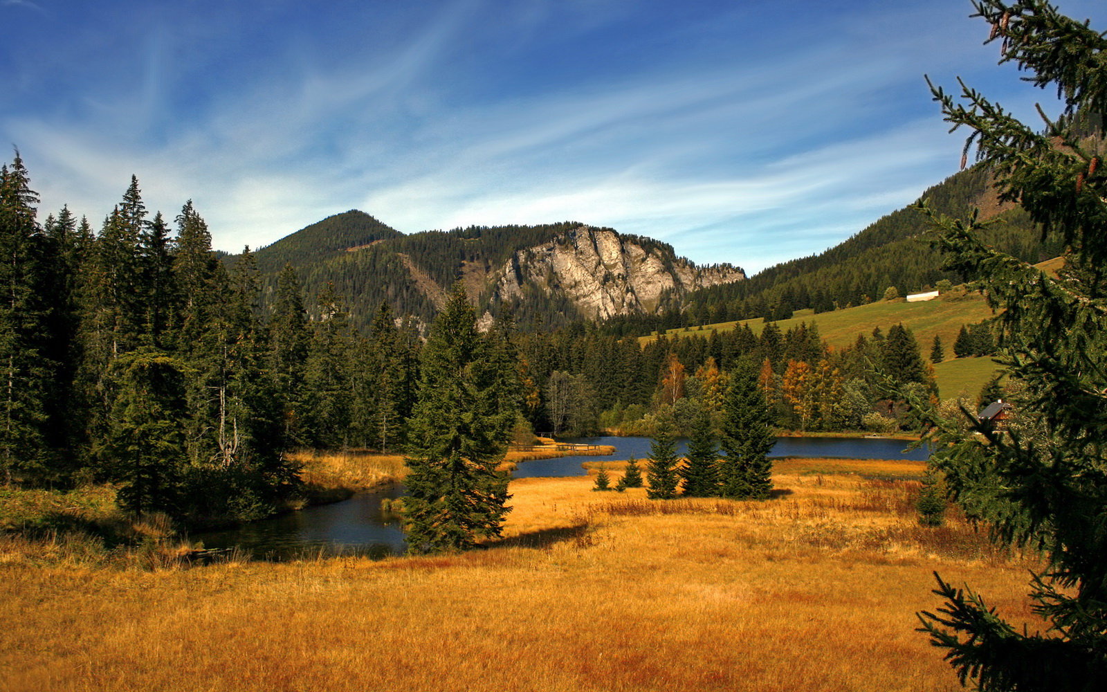 冰与火的博弈，当戈贝尔的铁壁遇上热火的烈焰，年度之战以毫厘定乾坤