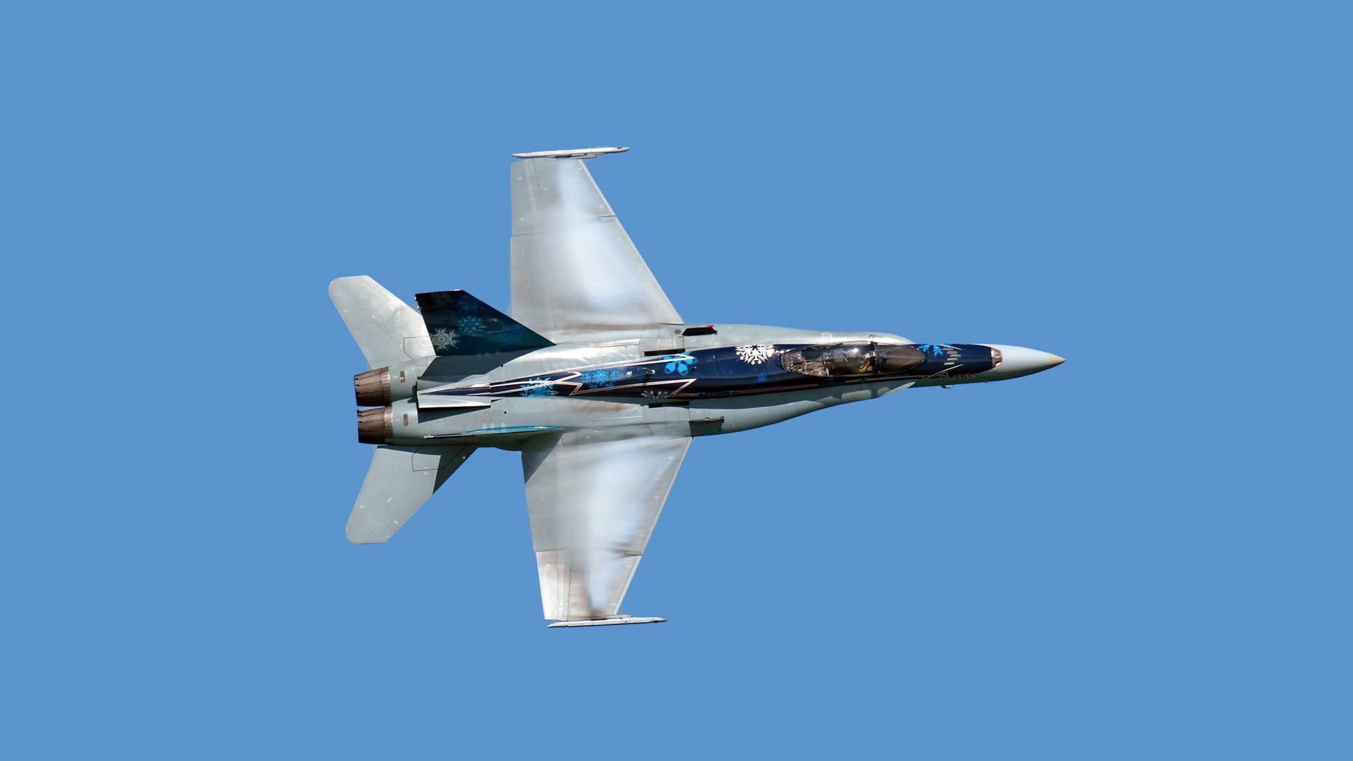 约基奇在F1赛道完成跨界控场，如同湖人稳稳拿下猛龙